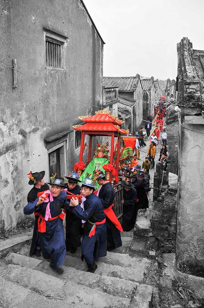 乡村抬大神-《大众摄影》广东俱乐部(1星)