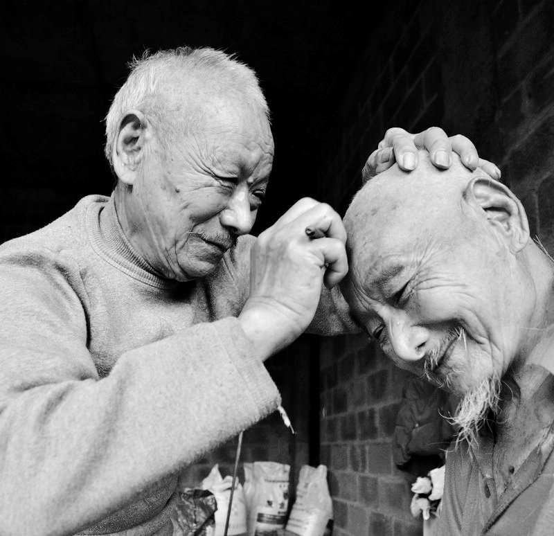 哥俩好-包商银行杯全国第五届小企业贷款摄