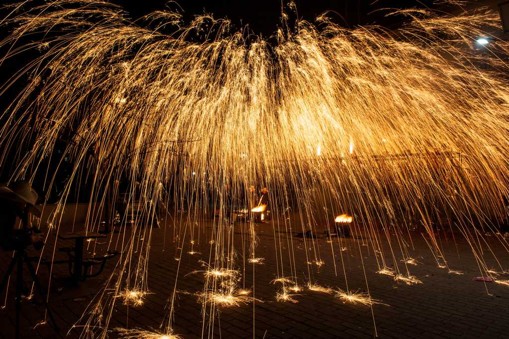 铁礼花-《大众摄影》俱乐部团体会员--河南论坛