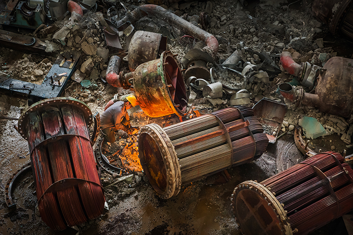 《去产能,旧除尘设备拆除组照》(组照六张)