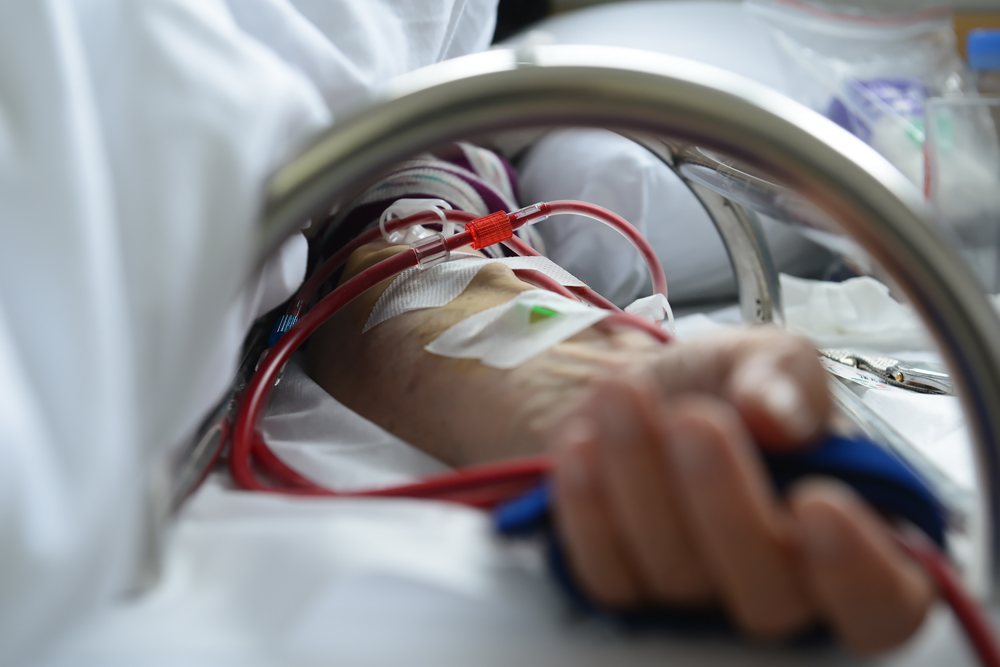 .由于经常性在透析穿刺,有在患者手臂会出现动静脉内瘘