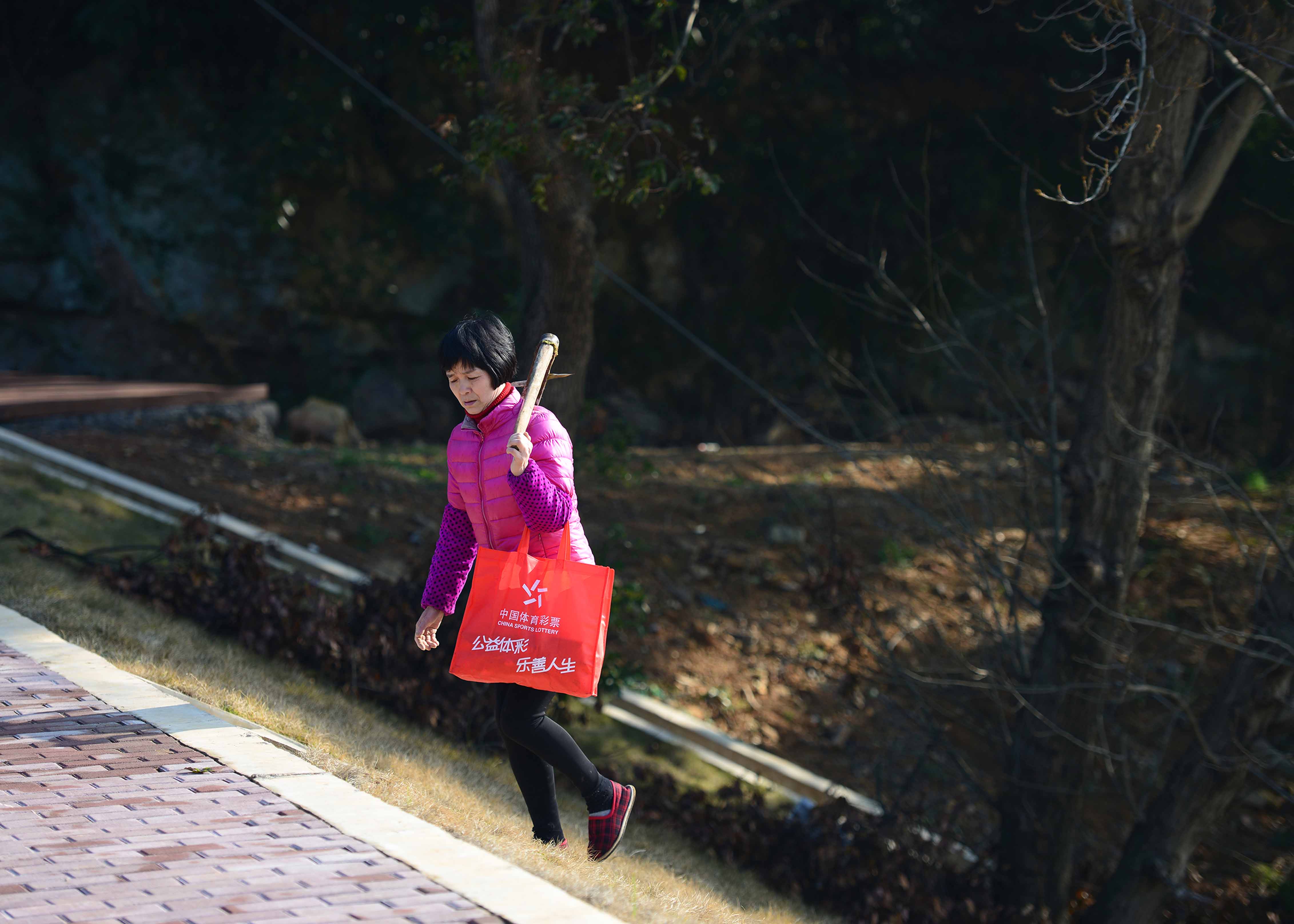 悲伤西班牙古典吉他独奏曲谱子(3)