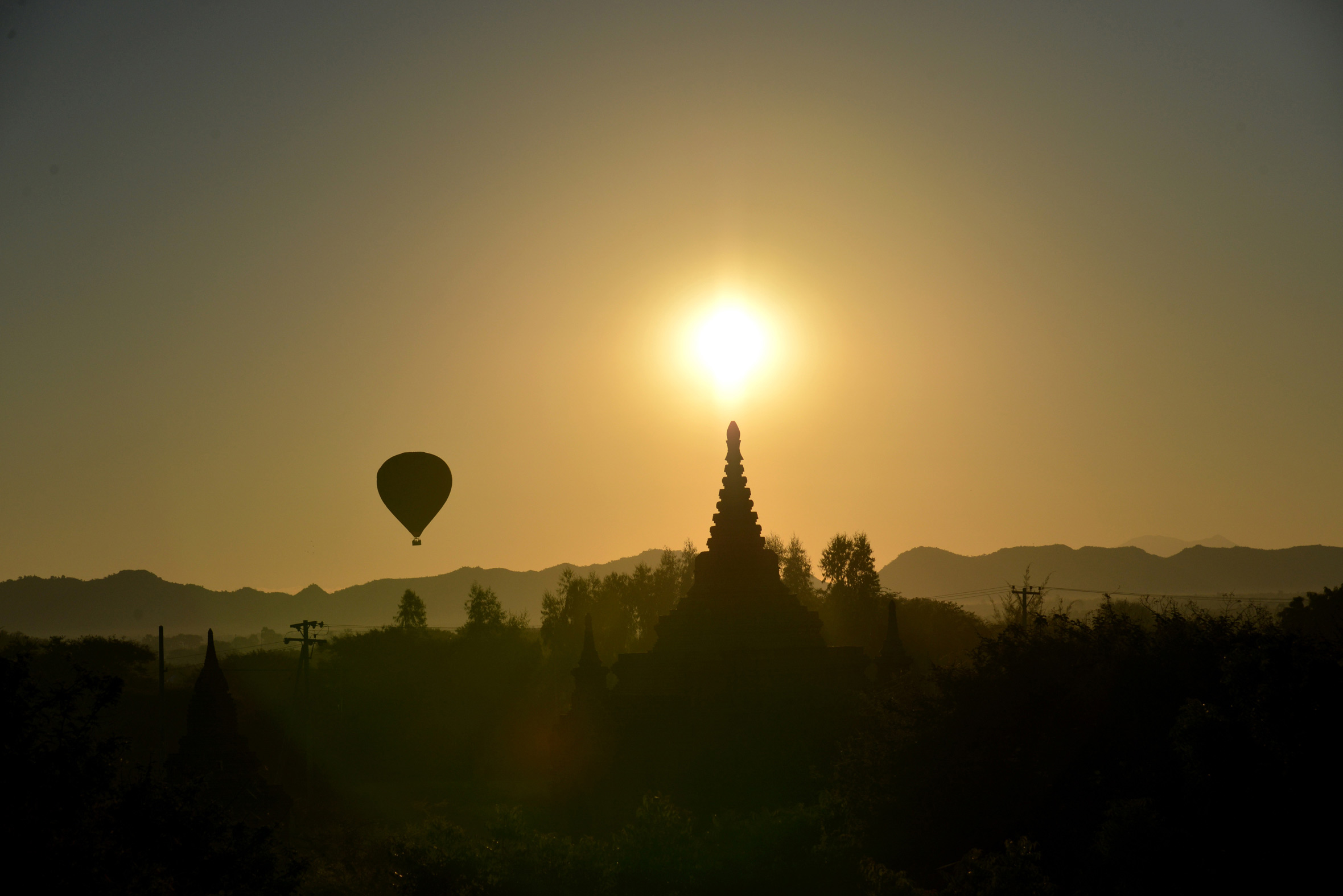 《佛光》潇潇竹