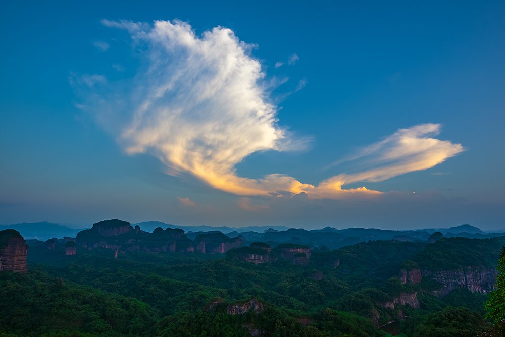 《还寝梦佳期》