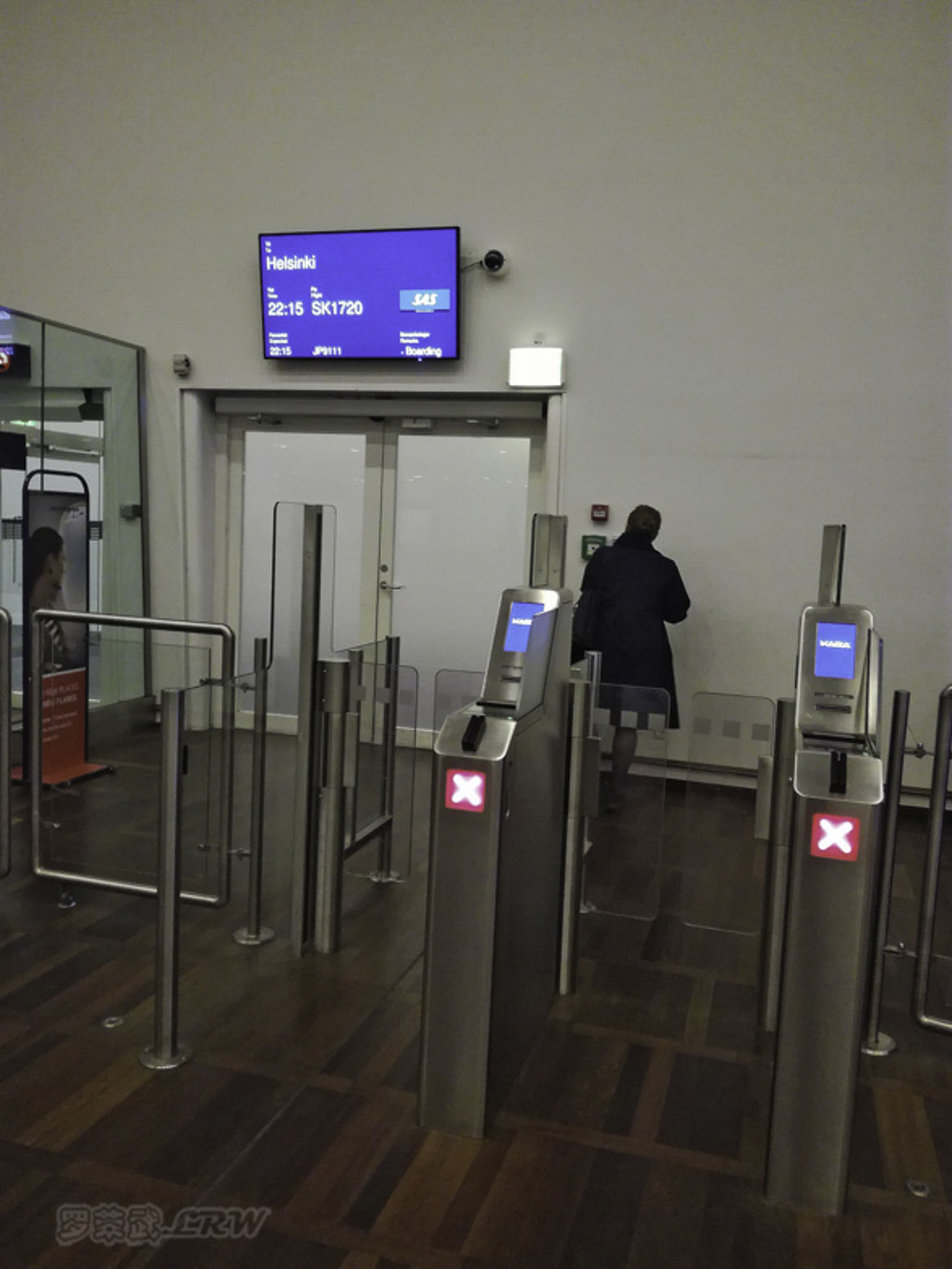 浦东机场到哥本哈根机场转机到赫尔辛基