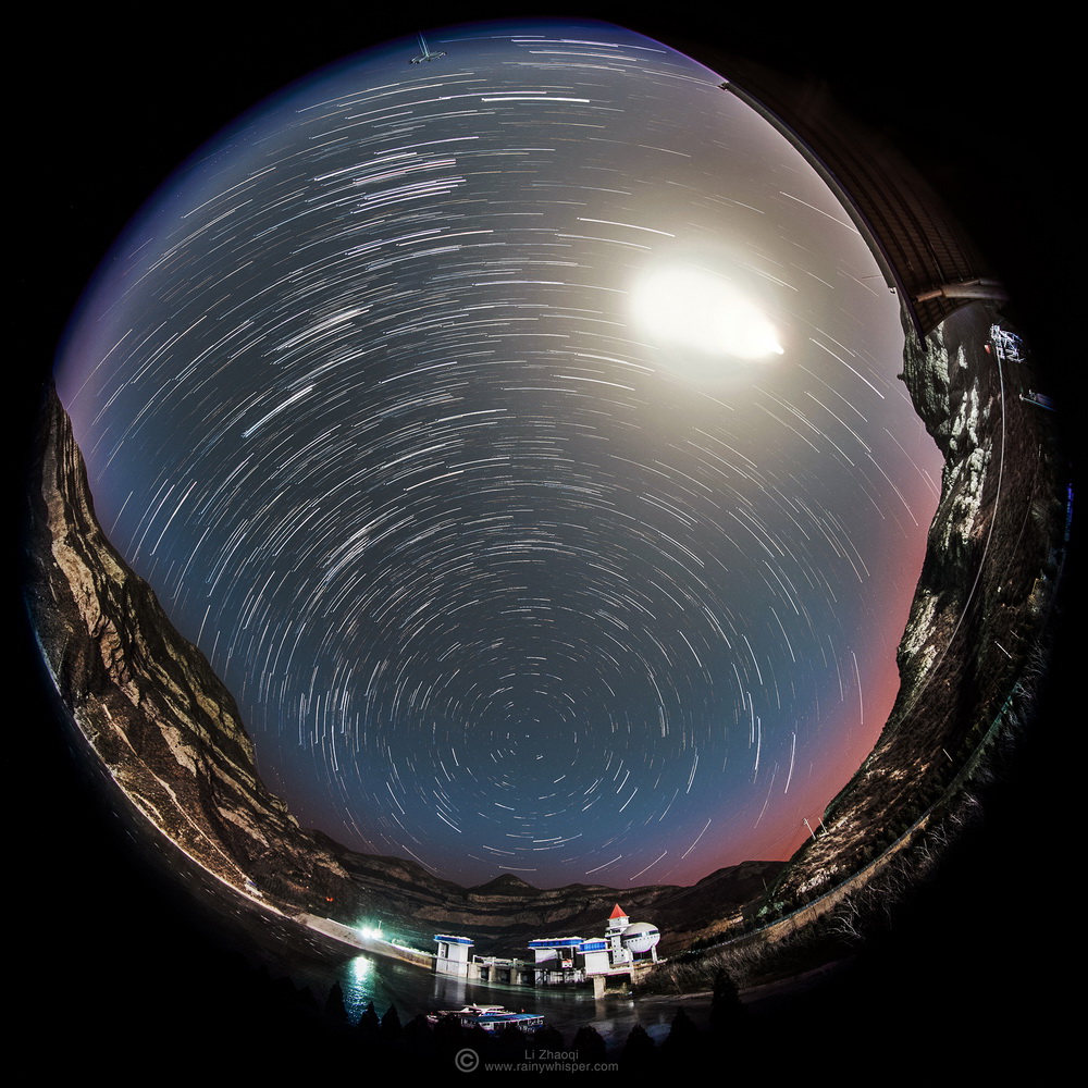 如何科学地拍摄星轨照片