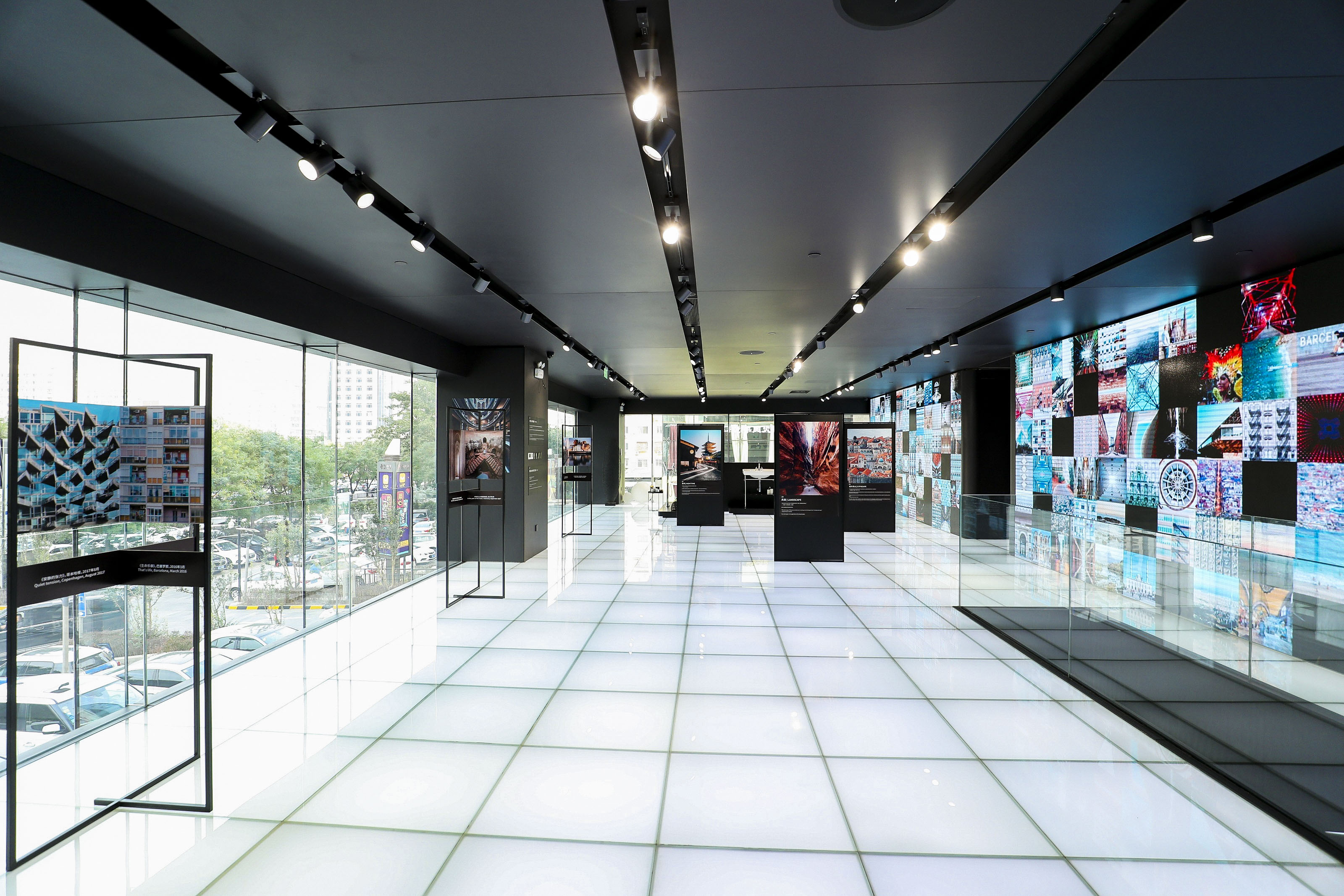 "场所&空间"建筑摄影展在roca北京艺术廊开幕