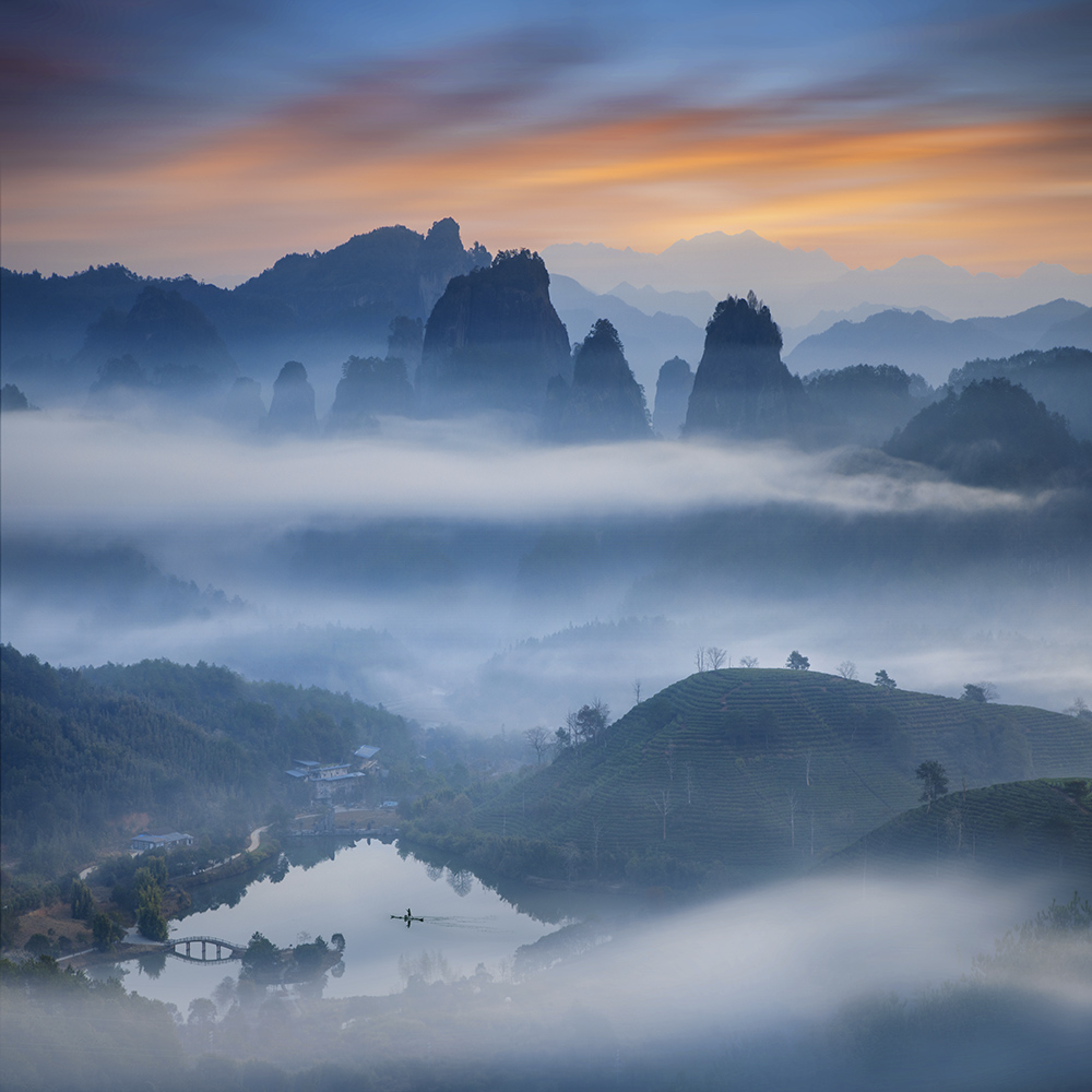 入展作品名称 网名 姓名 流动的音符 ★陌上花开★ 杨海燕 黑沙滩冰逝