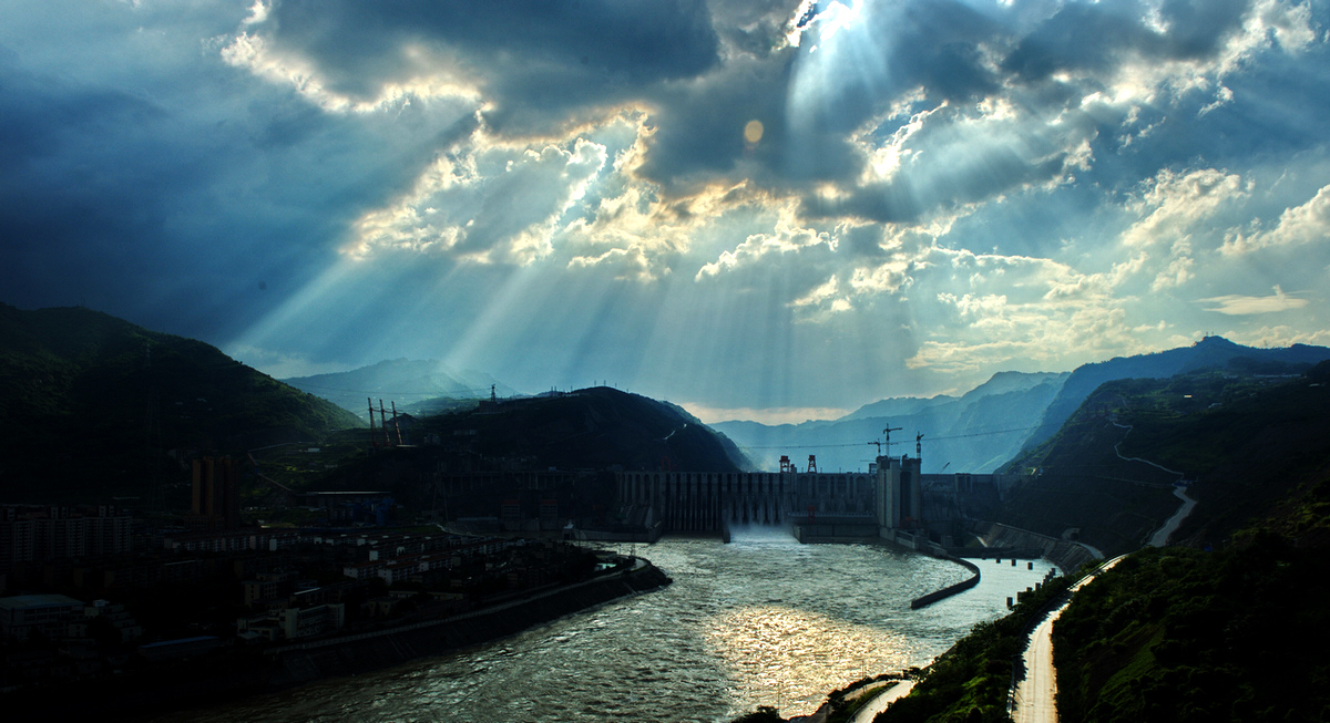 阳光普照向家坝