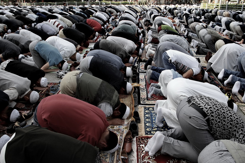 走进穆斯林的世界--开斋节纪实 - 大众摄影网