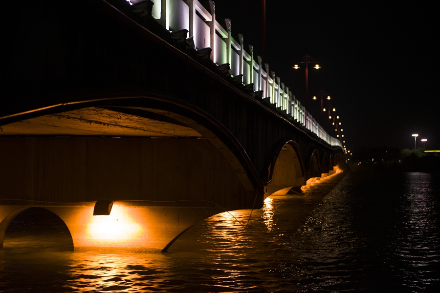 白龙桥侧 - 百家湖夜色 - 大众摄影网