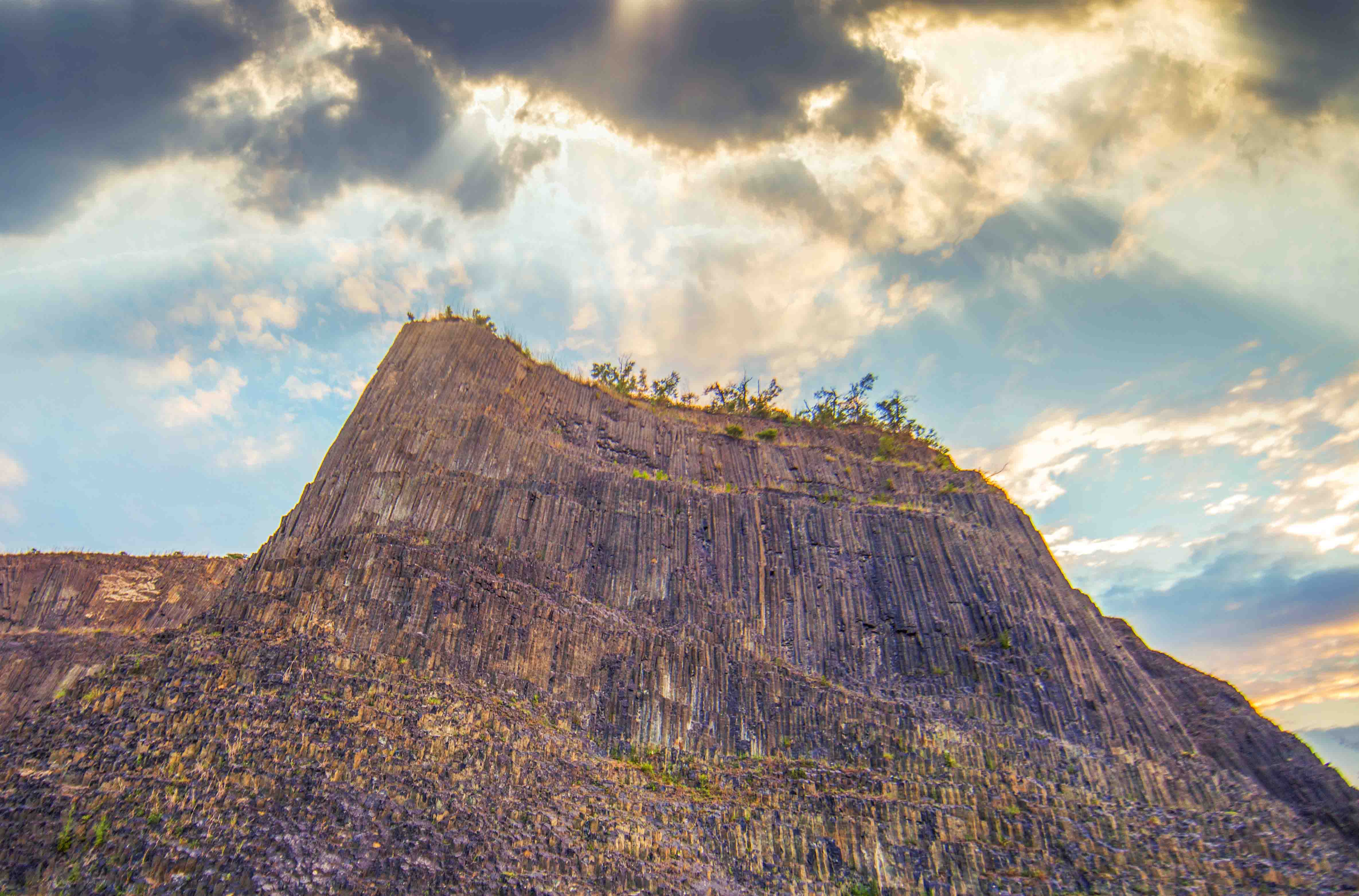 昌乐远古火山群 - 大众摄影网