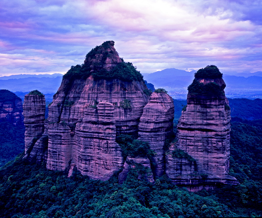 丹霞山茶壶峰 赖继平摄 - 默认相册 - 大众摄影网