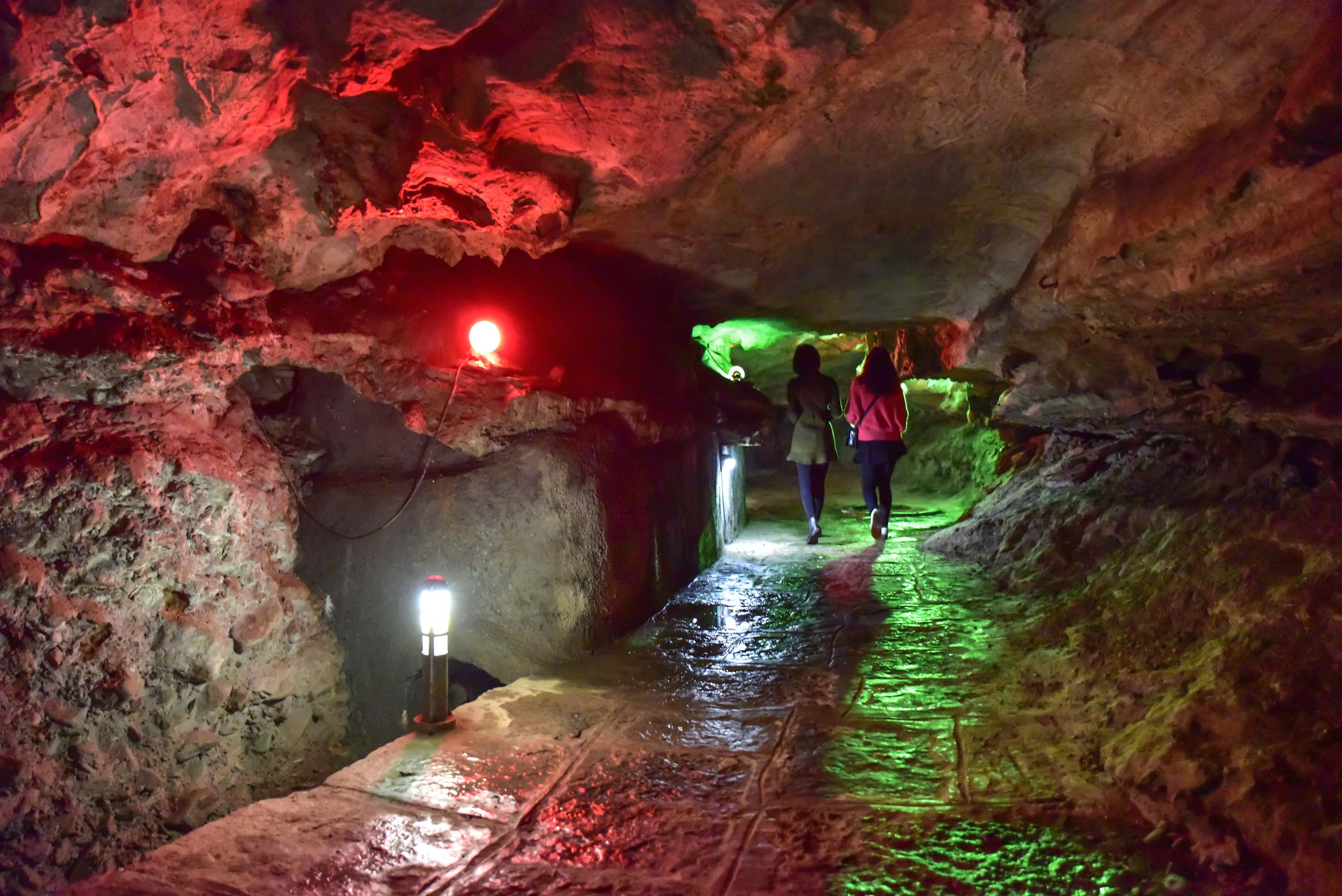 春游伏羲神仙洞