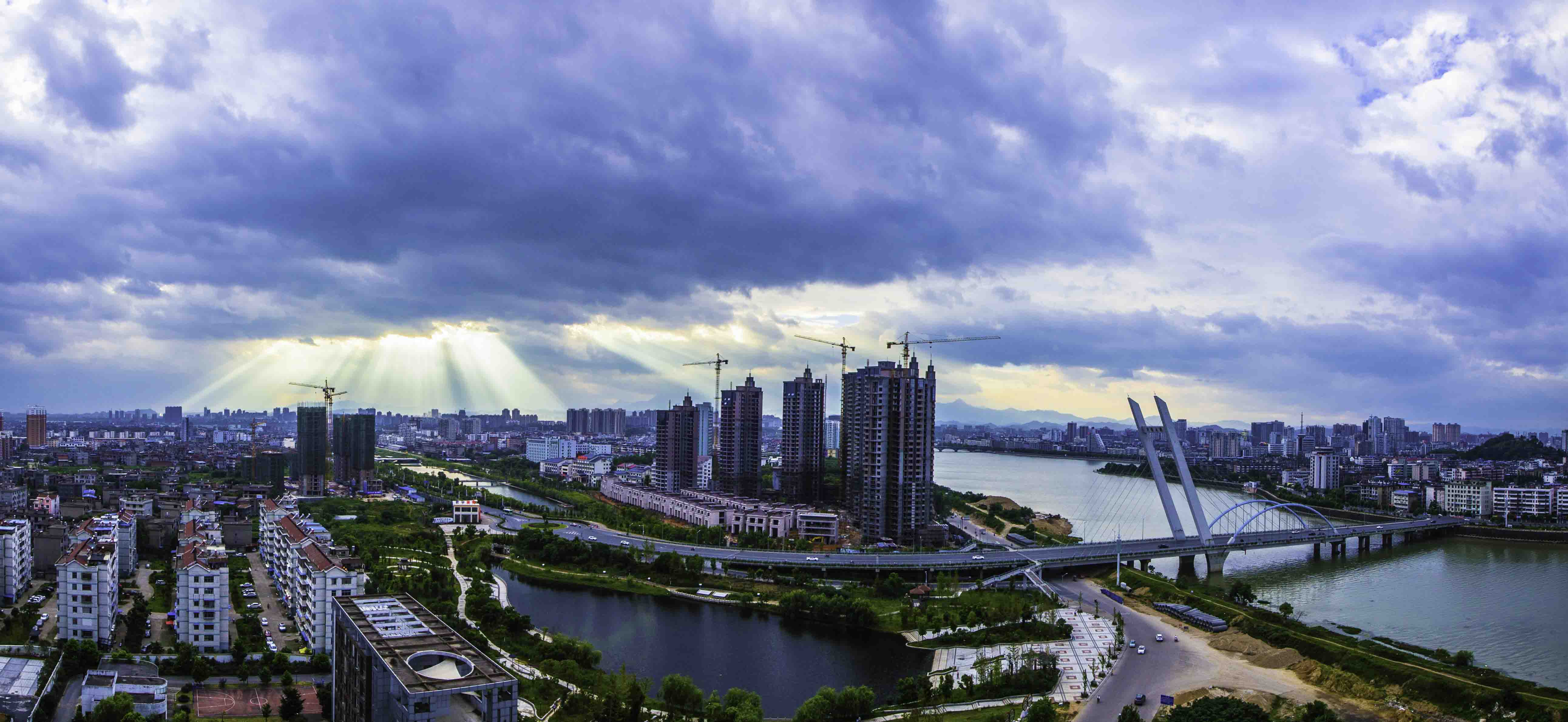 光耀饶城-《大众摄影》俱乐部团体会员——上饶市金米拉俱乐部(3星)