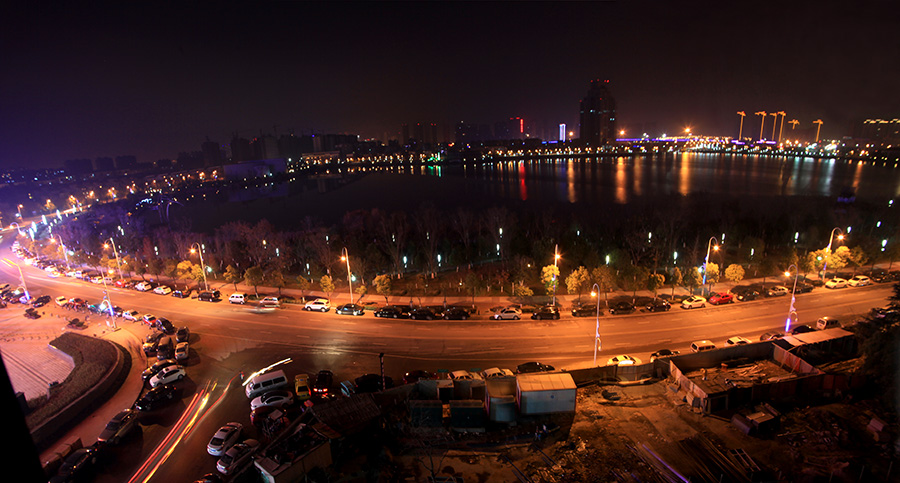 龙池湖夜色