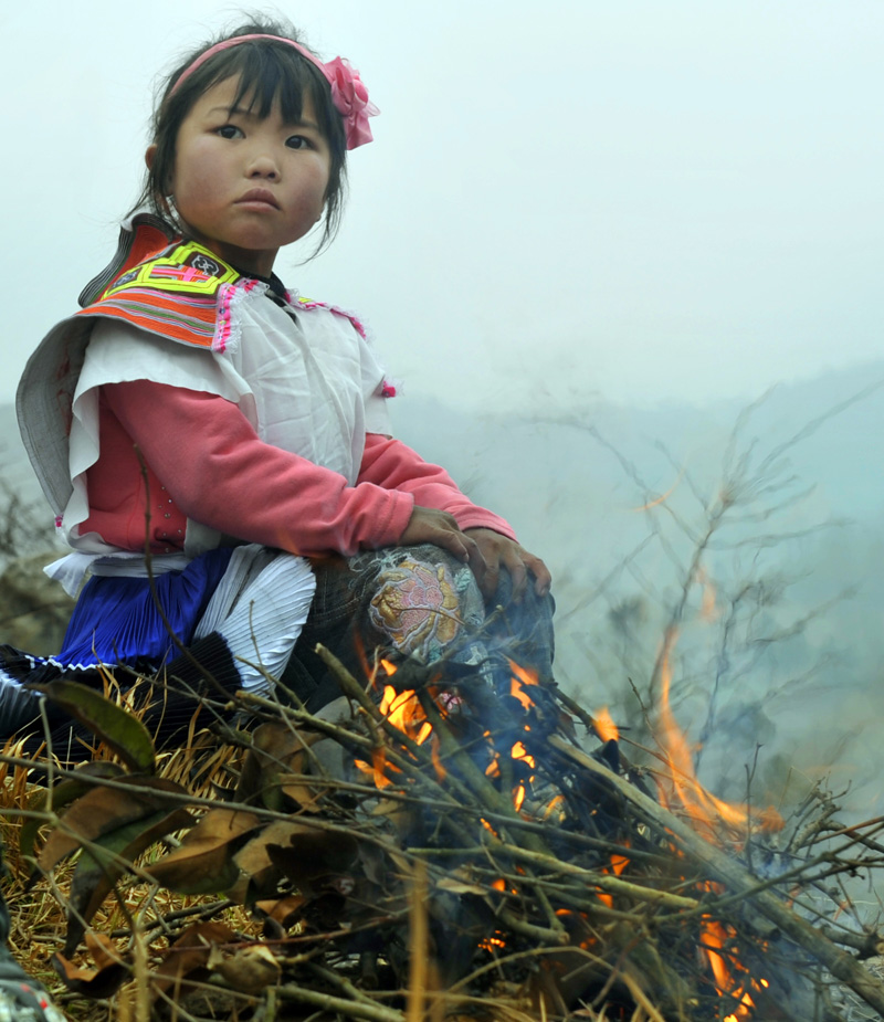 留守贵州大山中的老人和儿童