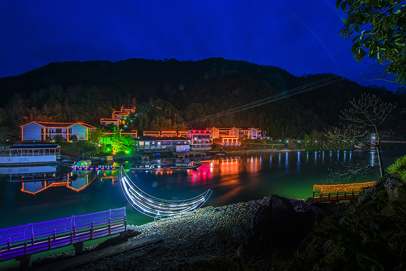 秋浦渔村夜色 (2017年3月摄于石台秋浦渔村)