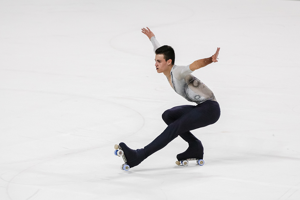 2017轮滑世锦赛花样轮滑赛组照(3)