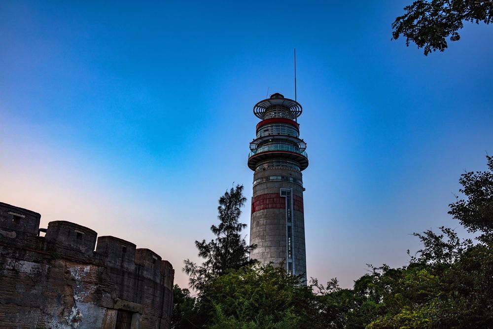 《南炮台灯塔》2017.9.15摄于漳州港