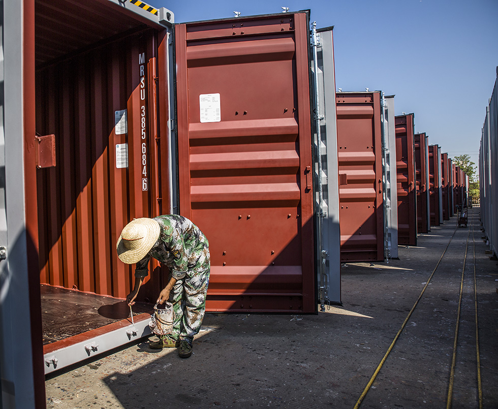 中集集装箱的油漆工(组)