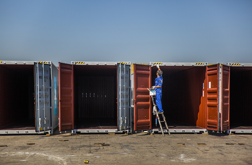 中集集装箱的油漆工(组)
