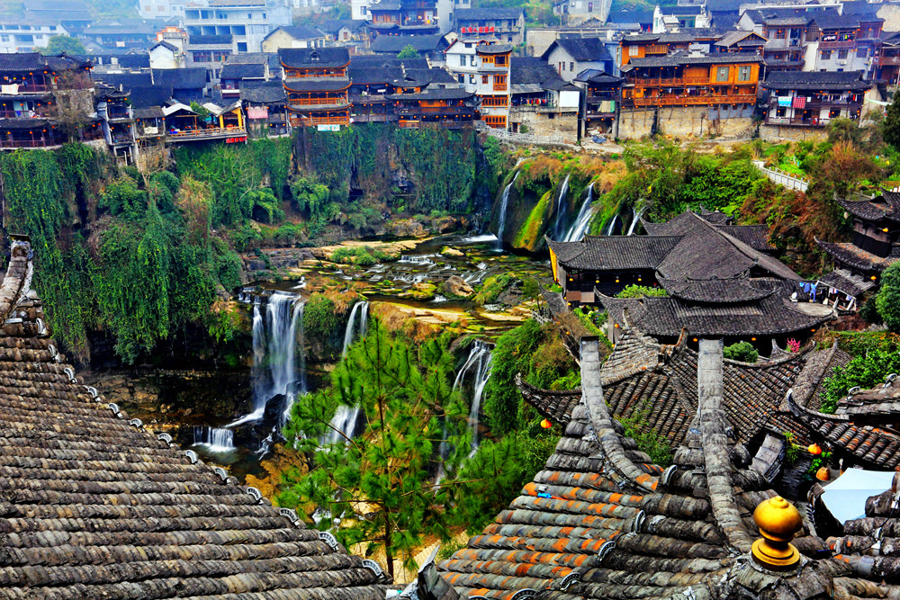 2017年2月18日,湖南省湘西土家族苗族自治州永顺县芙蓉镇一座两千年的