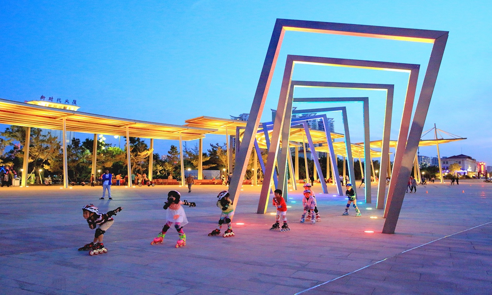 轮滑小子广场秀