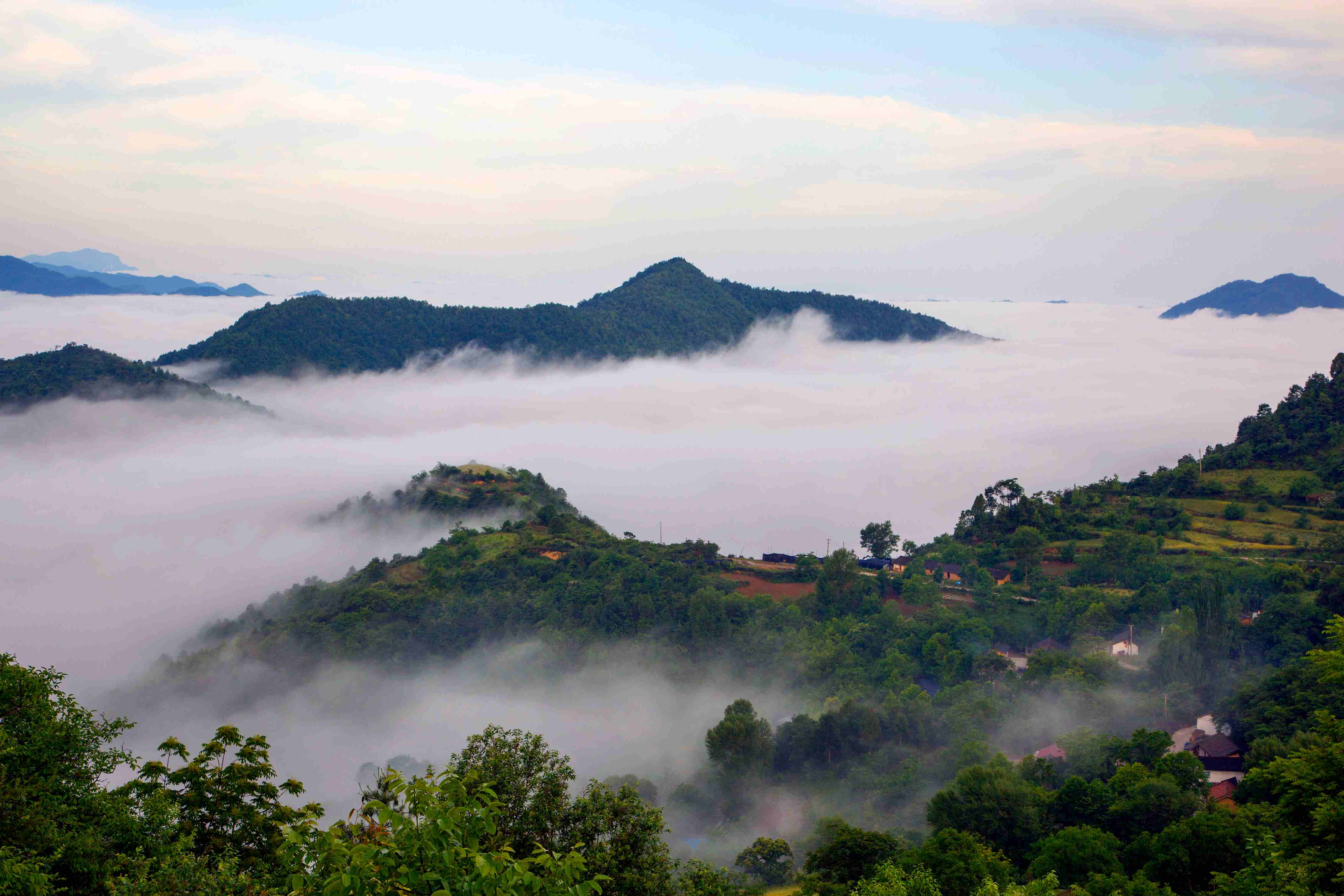 6.拍摄于两当县西坡镇崖头村