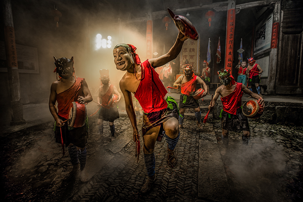 传统傩戏庆丰来(组图6-6)-全国金融系统纪念中国改革开放40周年(平安