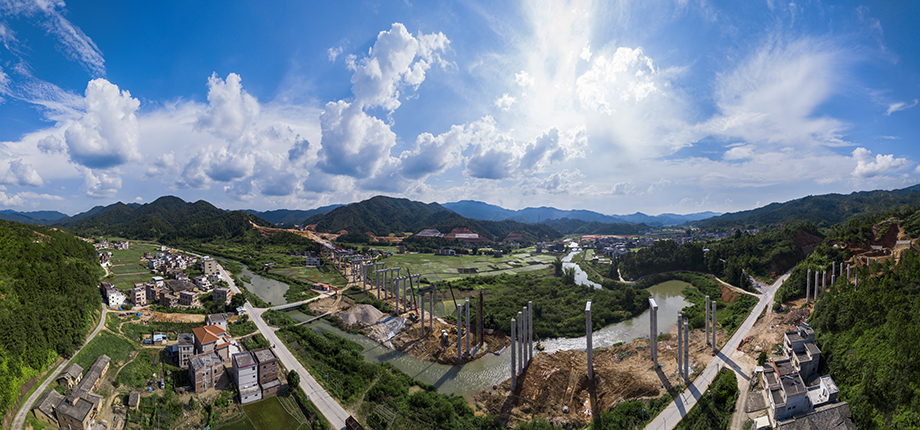 建设中的河惠莞高速