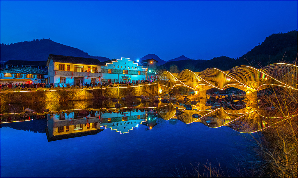 《溪头夜色》 拍摄于龙泉溪头村.jpg