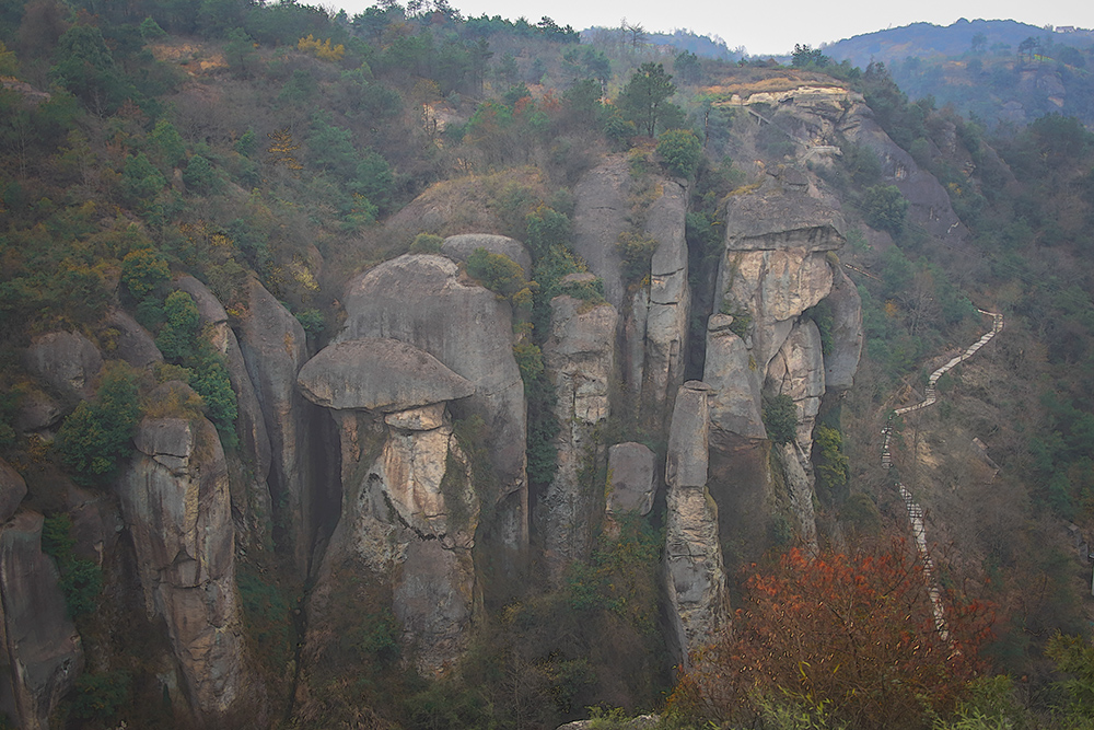 《天姥奇石》-首届中国浙东唐诗之路天姥山摄影展投稿区-大众摄影网 -