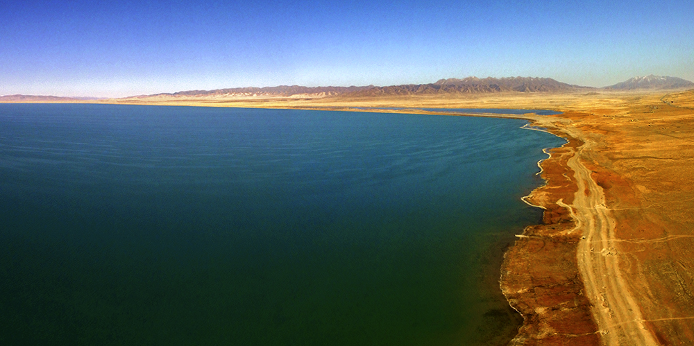 俯拍青海湖