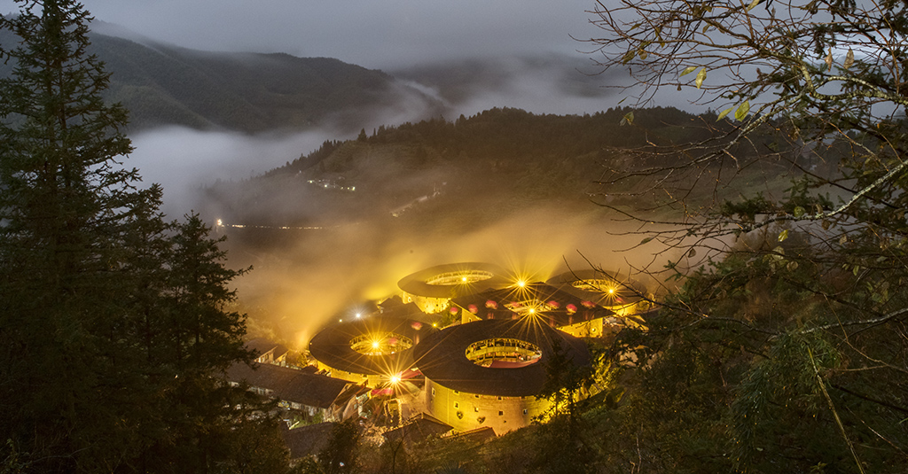 田螺村土楼夜色1