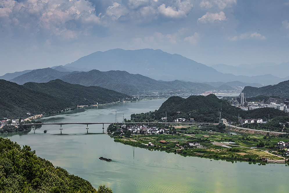 《九曲十八弯》拍摄于2018年7月21日下涯镇之江村-"大美建德 水墨