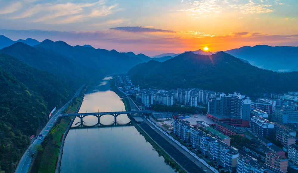 2018,3,23日拍摄于石台县城