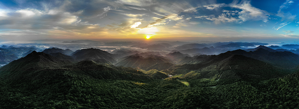 日出天姥山-首届中国浙东唐诗之路天姥山摄影展投稿区-大众摄影网 -