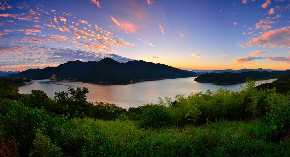 《湾深曲岛间,淼淼水云云》-首届中国浙东唐诗之路