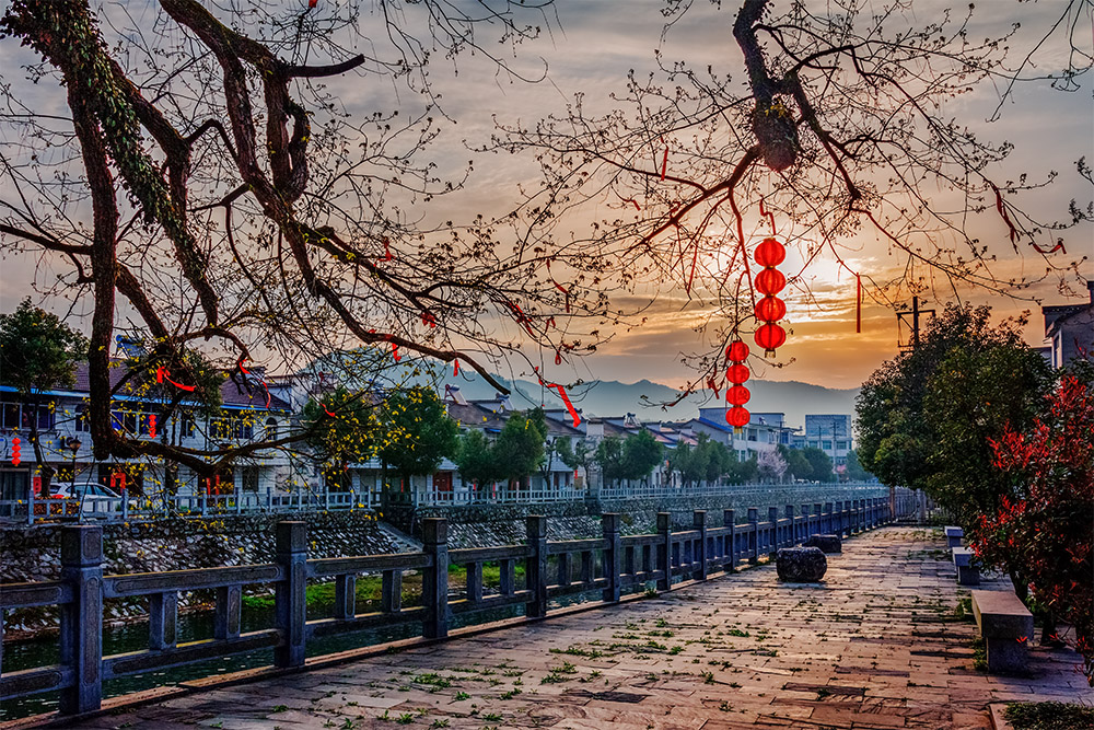 古镇朝霞-第二届 "摄影小镇——陵阳" 全国摄影大展投稿区-大众摄影网