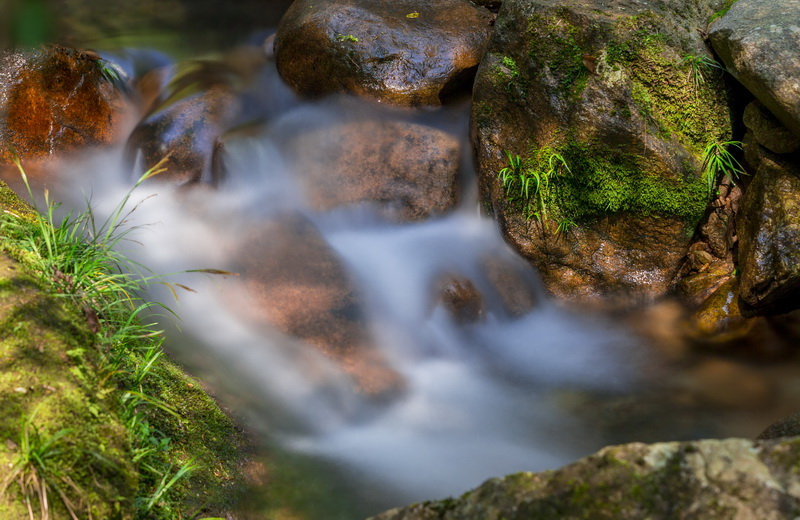 组照:山涧清泉