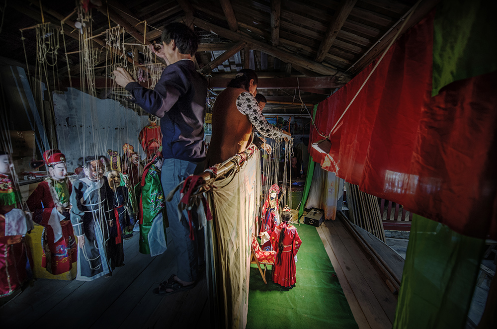 《大腔傀儡戏》组照(1-8)-南靖土楼杯"中国传统村落"全国摄影大展投稿