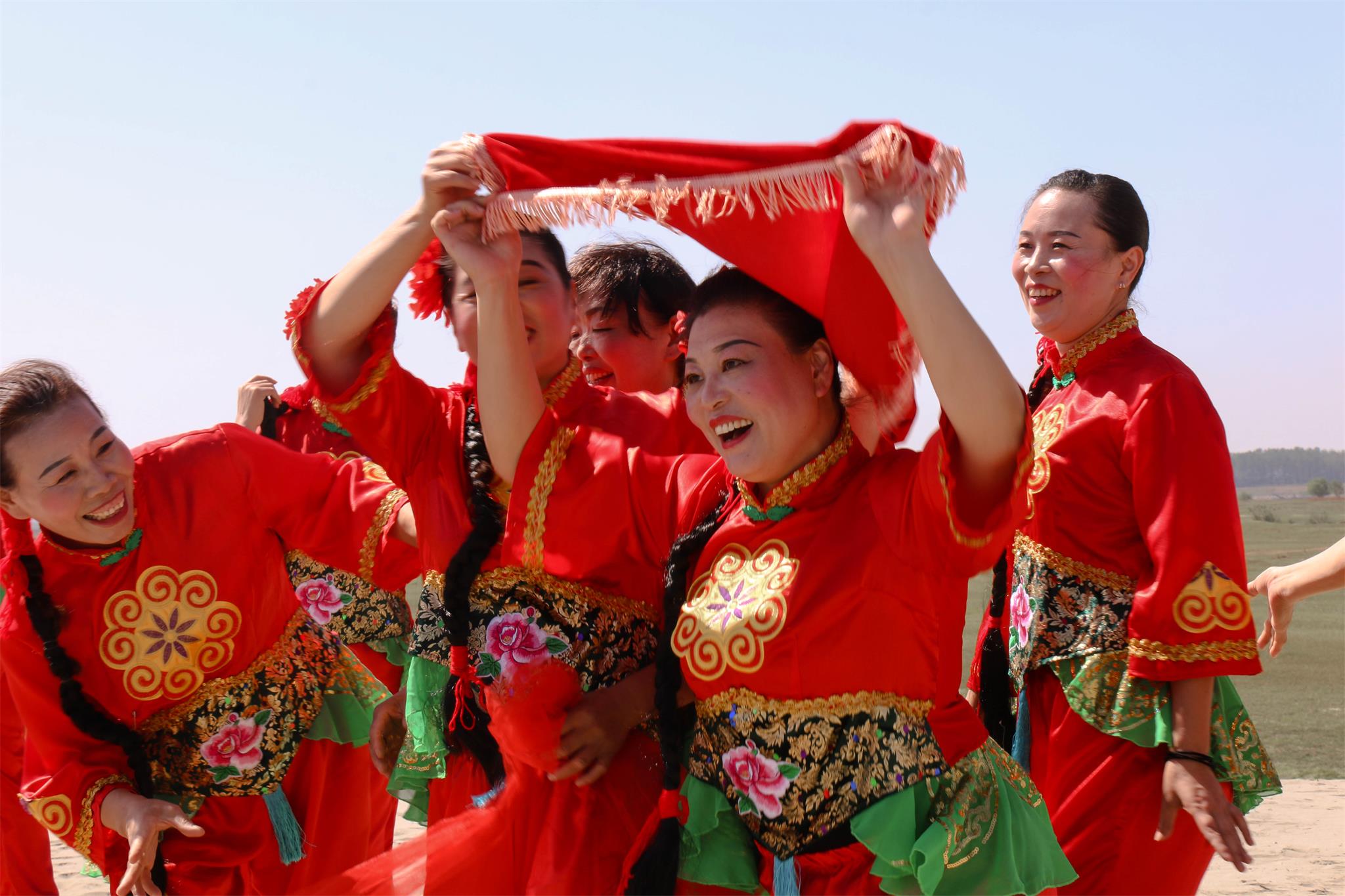 掀起你的红盖头