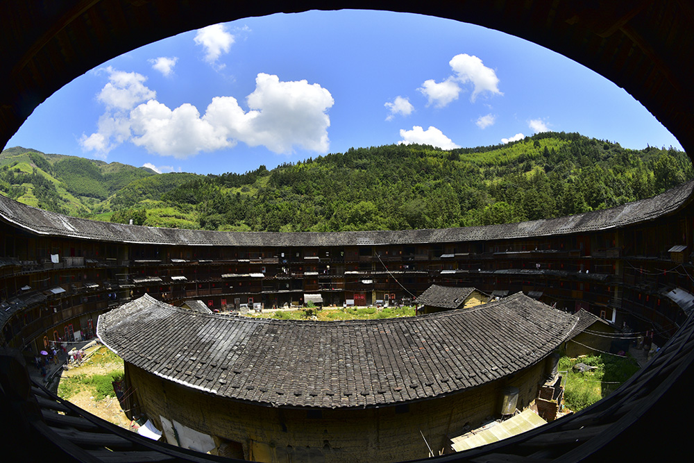 《中国房间最多的圆土楼--顺裕楼》