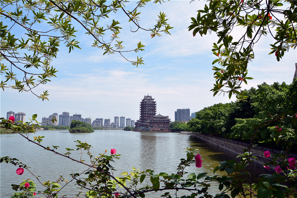 最美外滩东坡湖