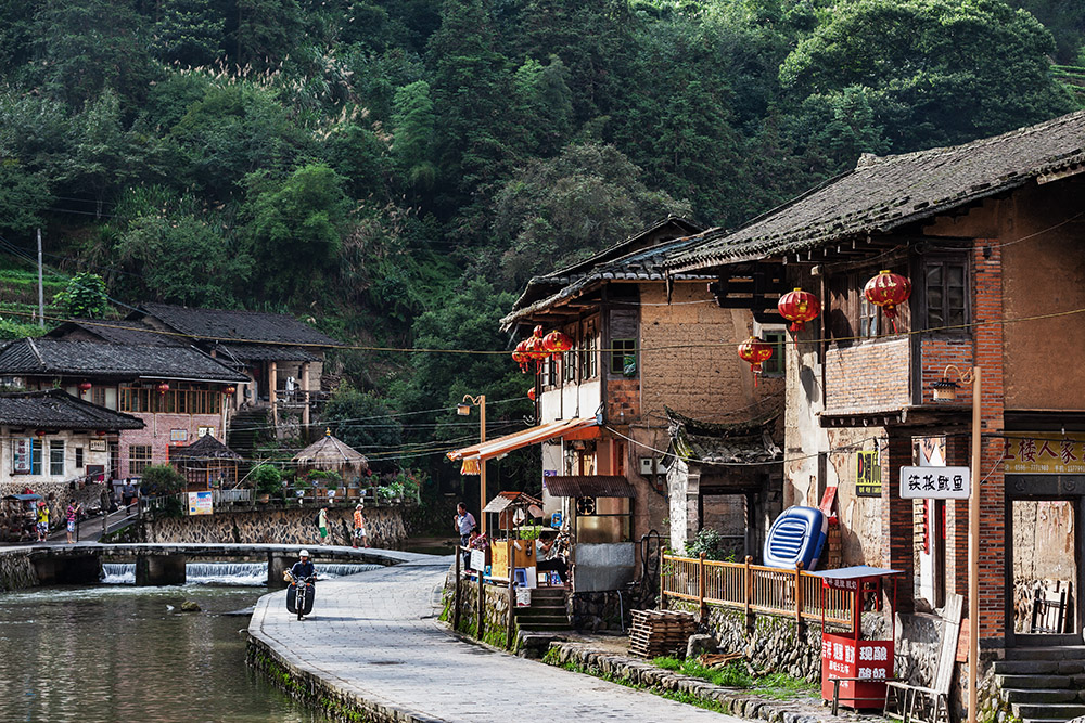 土楼人家-塔下村