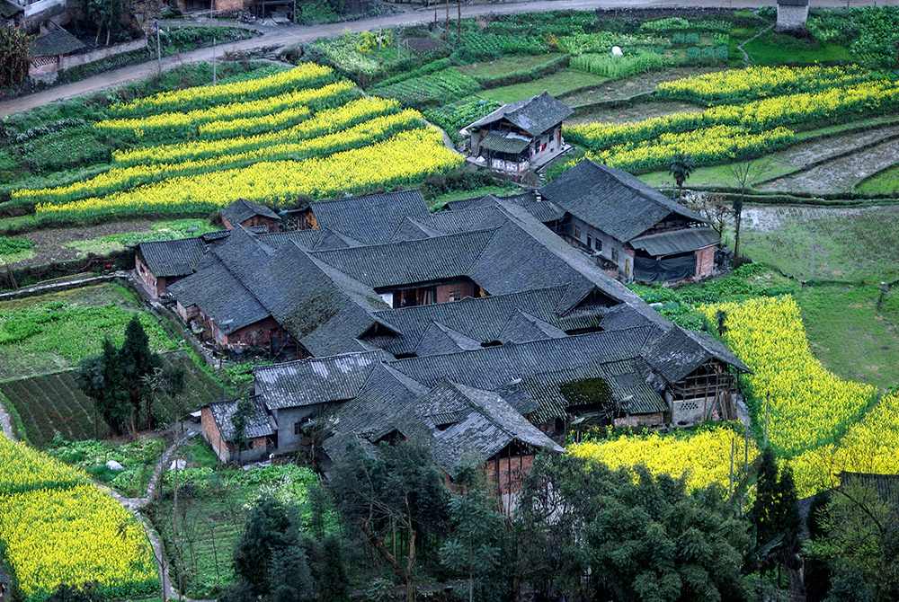 四川民居七星抱月