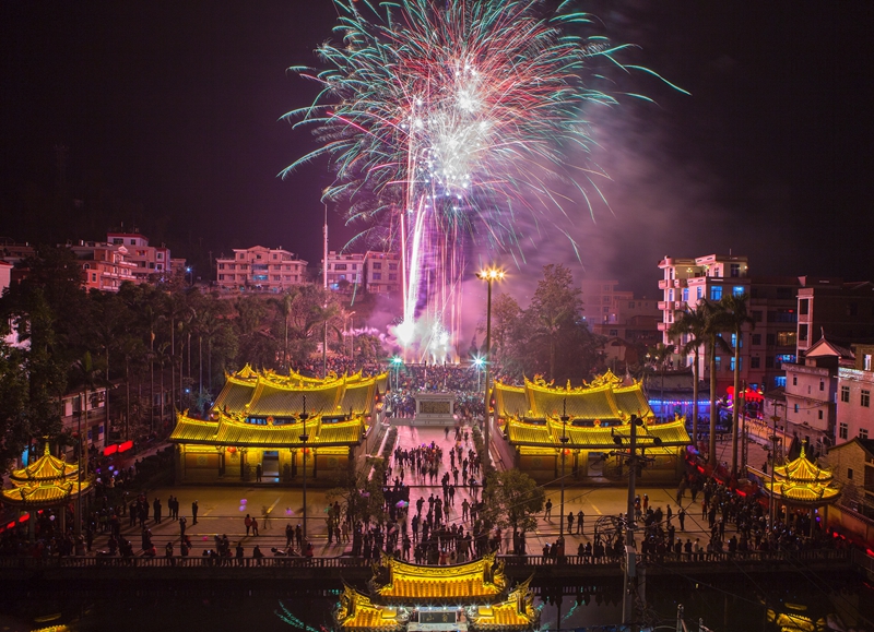 《英都拔拔灯》组