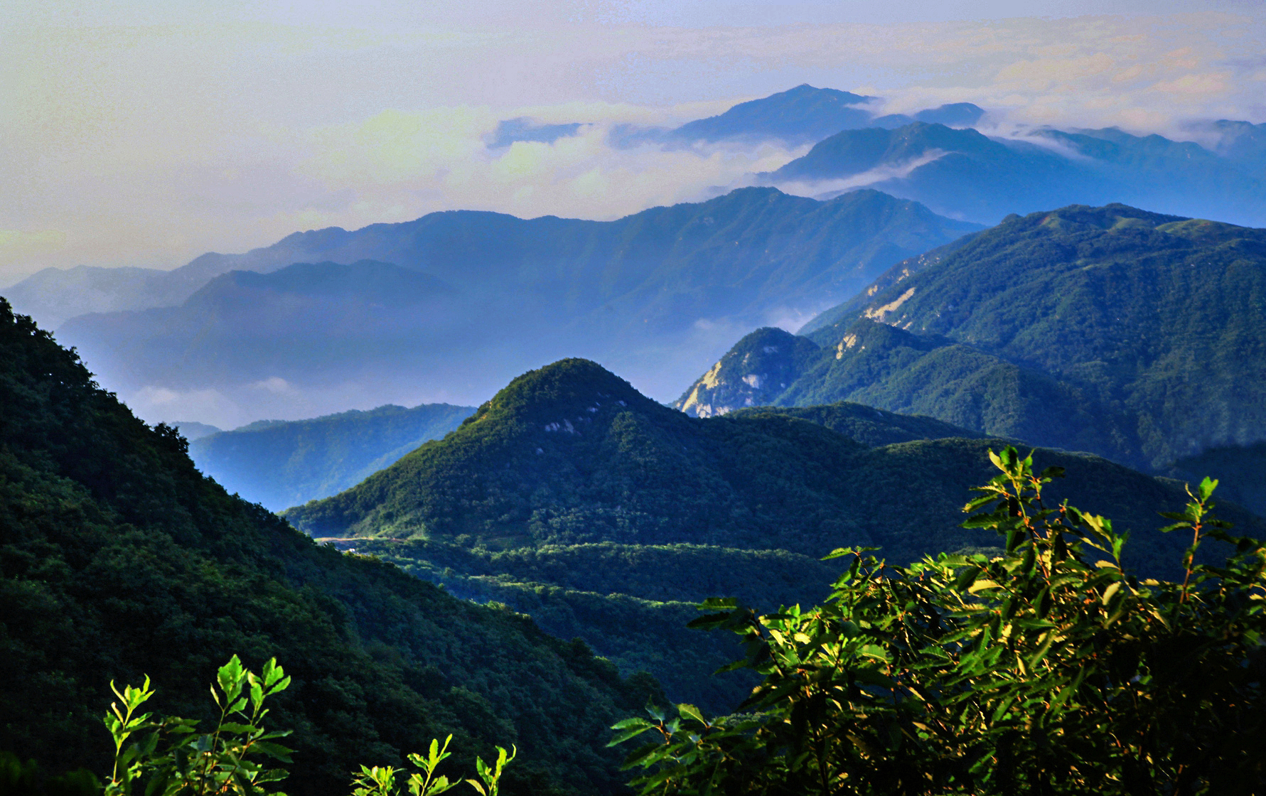8.6河南南召县五朵山景区