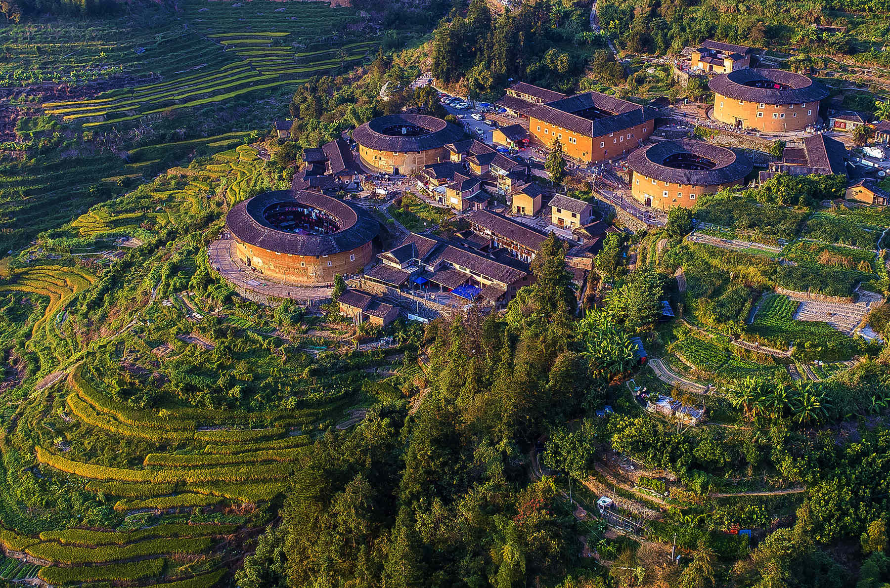 田螺坑土楼群风貌